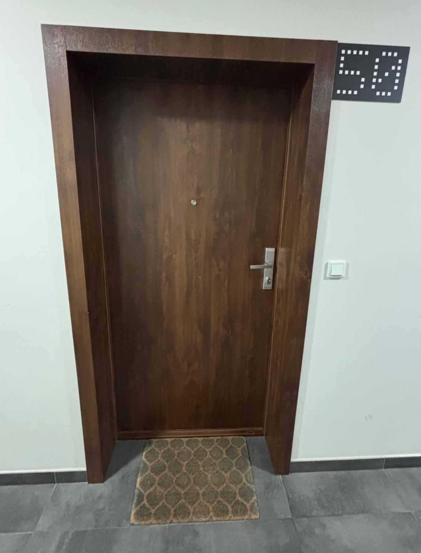 Holdek Ceglana * Katowice